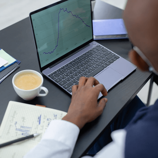 Zyverium - Équipe d'experts en crypto-monnaies