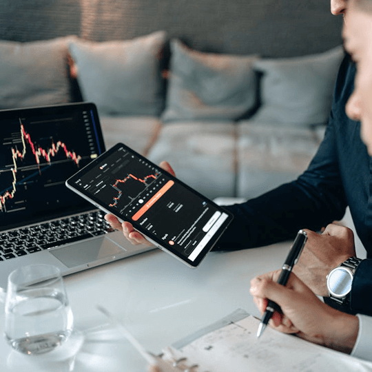 Zyverium équipe d'experts en investissement cryptographique